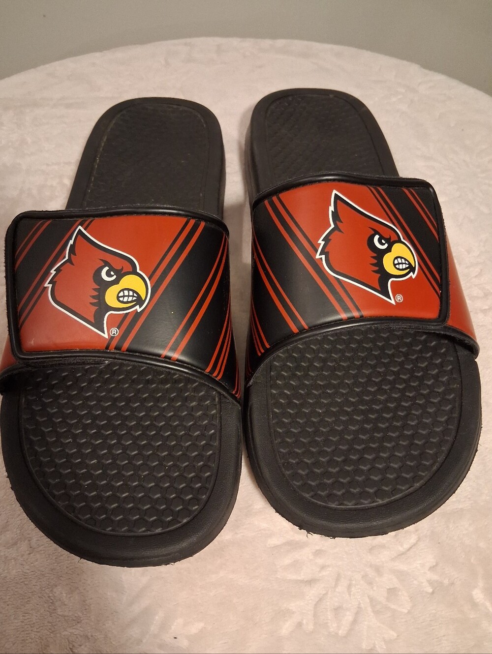 Louisville Cardinals Slide Sandals - Black and Red